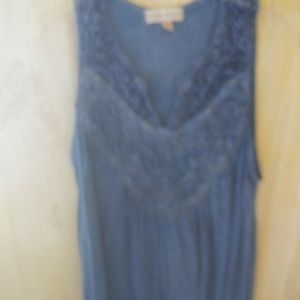 Knox Rose handkerchief bottom V-neck tank top Blue